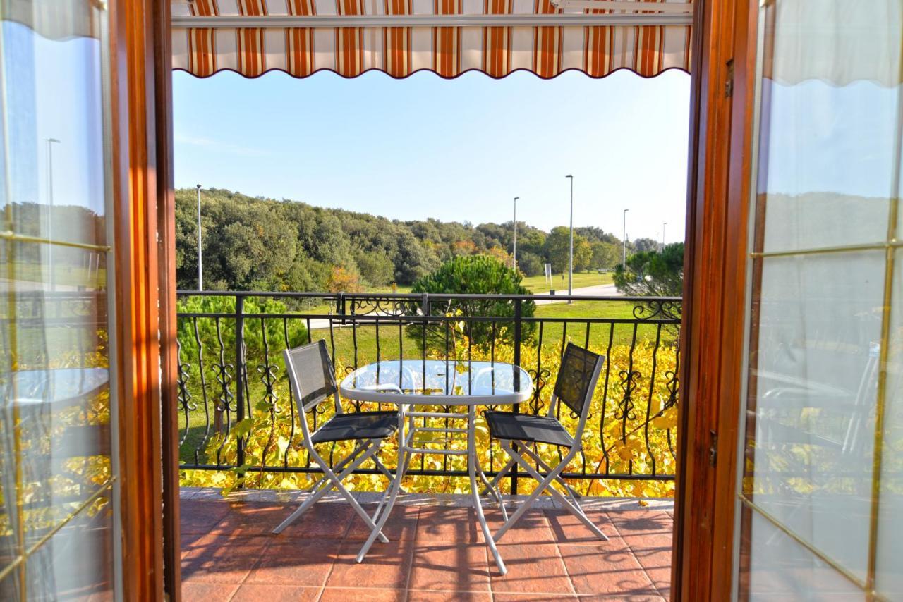 Apartments Elvis 1299 Врсар Экстерьер фото